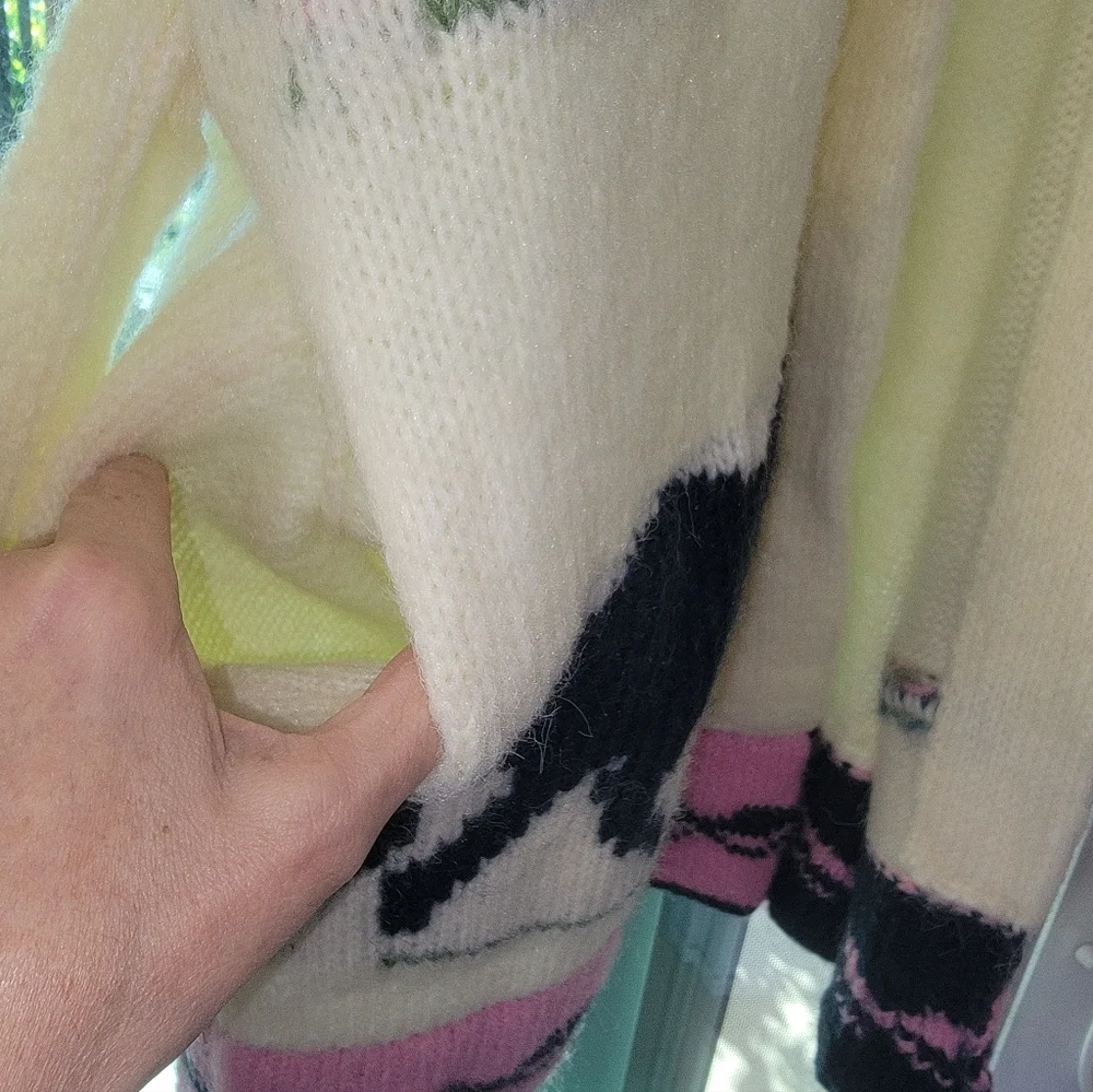 Horse Hooded Cardigan Sweater 🐴🏜️🌵 - Picture 5 of 5